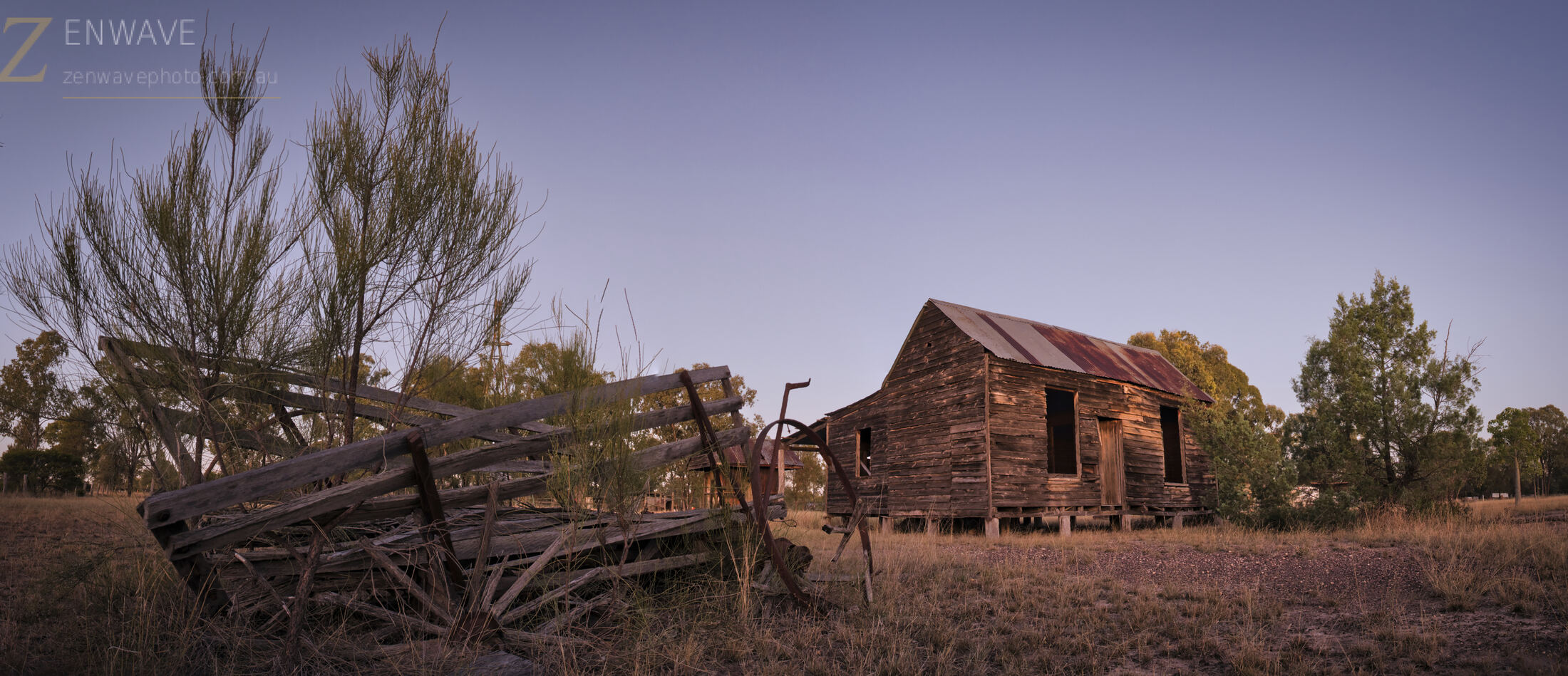 Abandoned settler's cabin, Western Downs